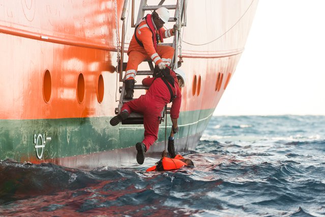 Aquarius zwemvest redding Middellandse Zee