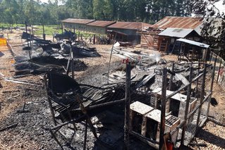 Platgebrand ebolacentrum in Katwa, DR Congo