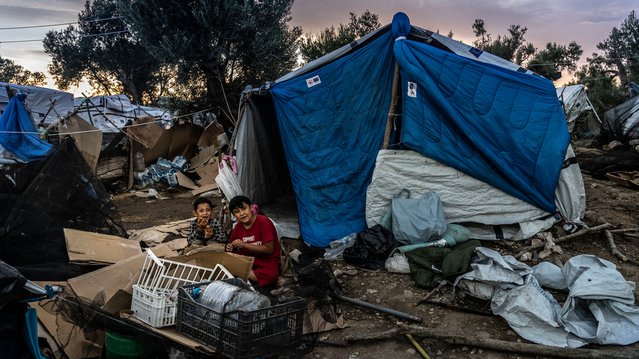 Kinderen tent Olive Grove Moria Lesbos, Griekenland | Artsen zonder Grenzen