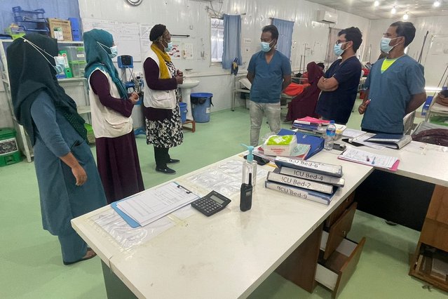 Rebecca en haar team in het ziekenhuis genaamd 'Hospital on the Hill' Cox's Bazar Bangladesh. © Farah Tanjee