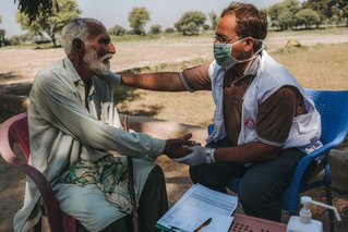Artsen zonder Grenzen biedt noodhulp na overstromingen in Pakistan