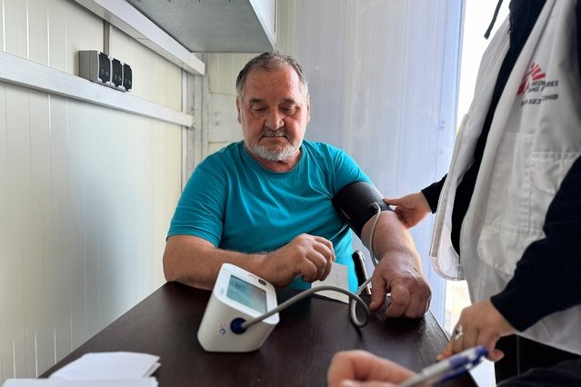 mobiele kliniek, oekraine, bloeddruk