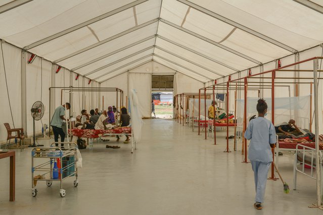 Verpleegafdeling in onze medische faciliteit in het Umm Rakouba-kamp voor vluchtelingen uit Tigray. © Dalila Mahdawi