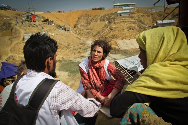 Nelke Manders op veldbezoek in Bangladesh.