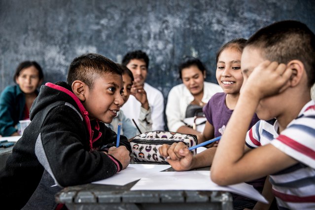 Kinderen tijdens een groepsessie in Guerrero state, Mexico