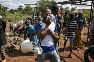 Charles is onze gezondheidsvoorlichter in Nigeria. Hij vertelt hier over de risico's die bepaalde ziektes met zich mee brengen.