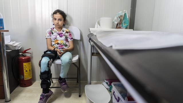 Fatima in kinderkliniek Artsen zonder Grenzen Lesbos, Griekenland.